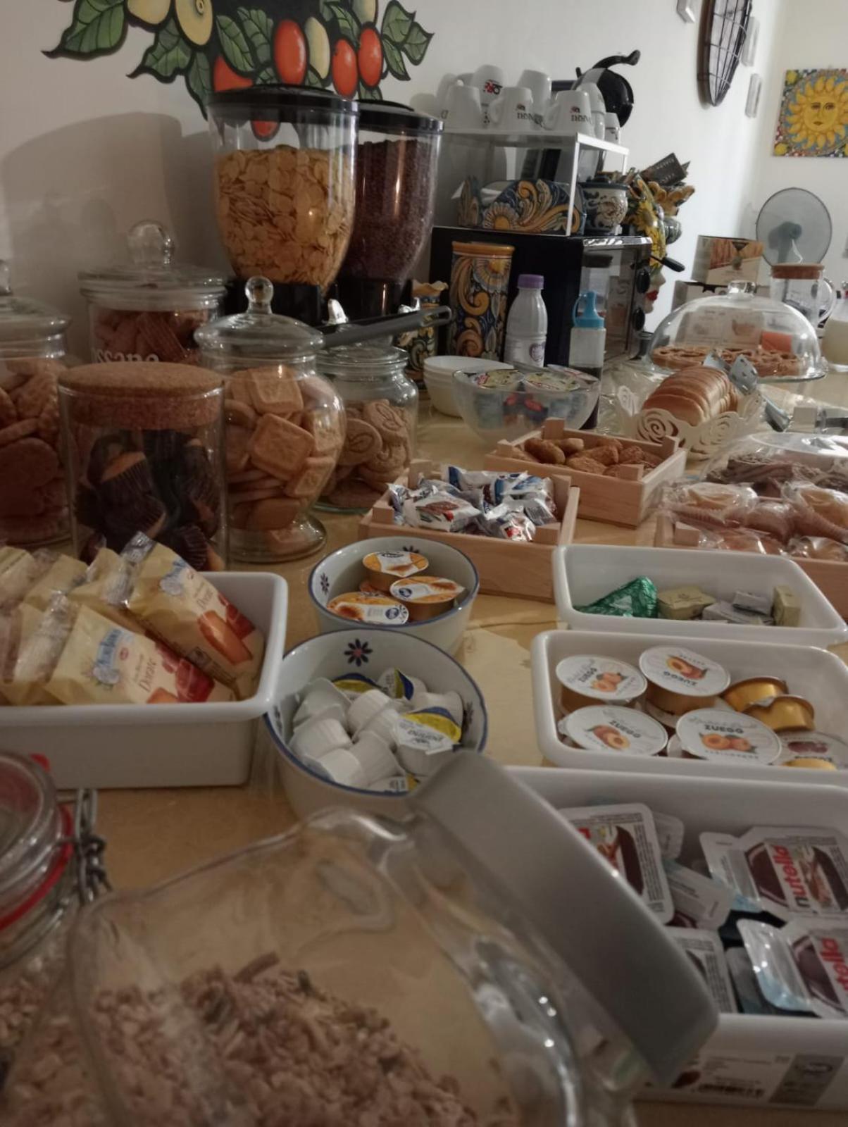 B&B Fragranza Di Sicilia Giardini Naxos Eksteriør billede